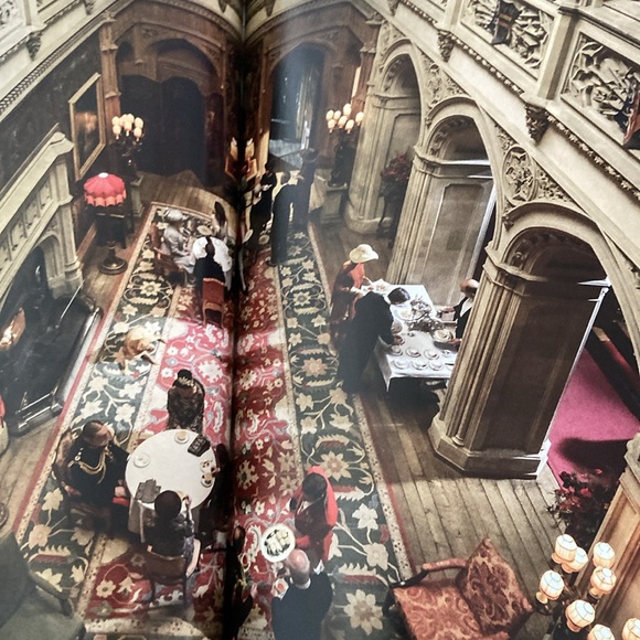 Downton Abbey Film Companion Book - Picture 10 of 16
